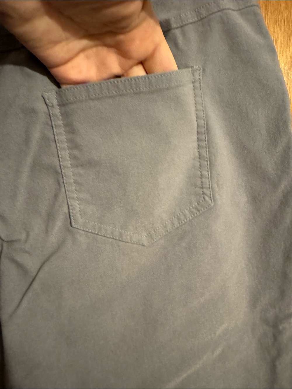 Southern Lady Gray Stretch Capris - Picture 3 of 8